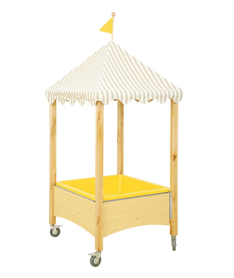 Mobiler Matschtisch mit Spitzdach